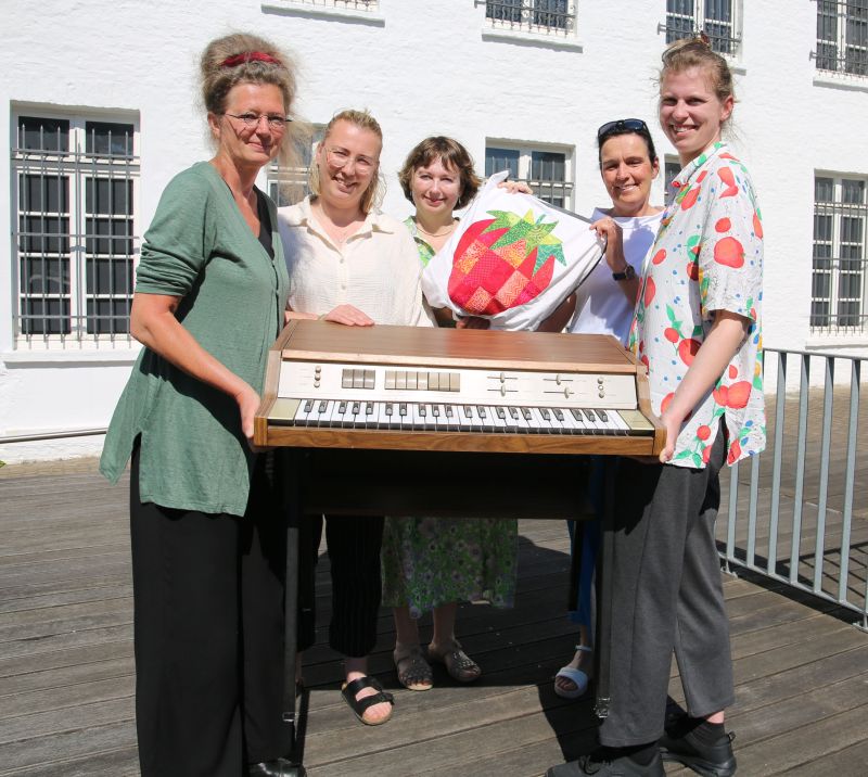 Freuen sich auf den Internationalen Museumstag: Museumsleiterin Diana Finkele, Fania Burger (Referentin Grafschafter Museum), Babett Götz, Marlies Stark (beide Inner Wheel Club Moers) und Jea